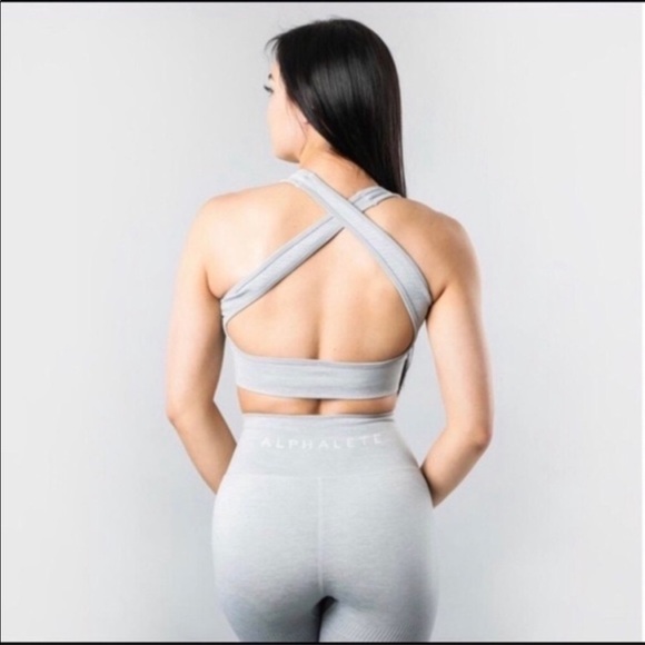 Alphalete Revival Sports Bra - Picture 2 of 6